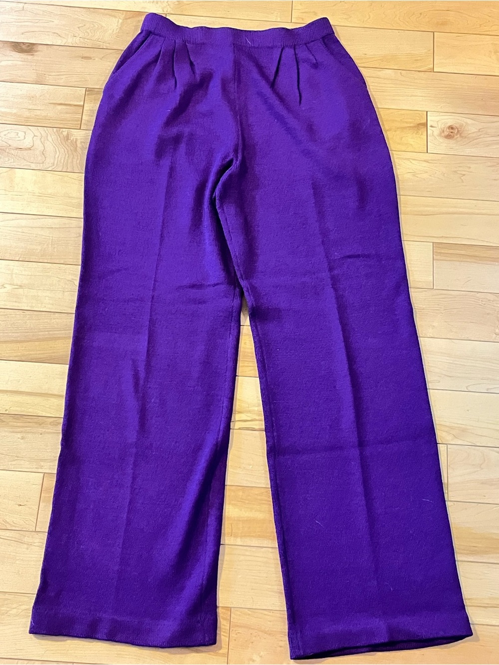 St. John Collection by Marie Gray Purple Plum Santana Knit pull on pants six (6)